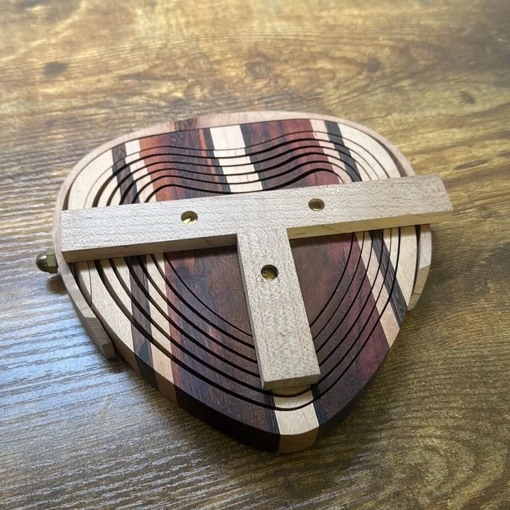 Handcrafted 5” Wooden Collapsible Heart Basket with Handle Trinket Dish‎